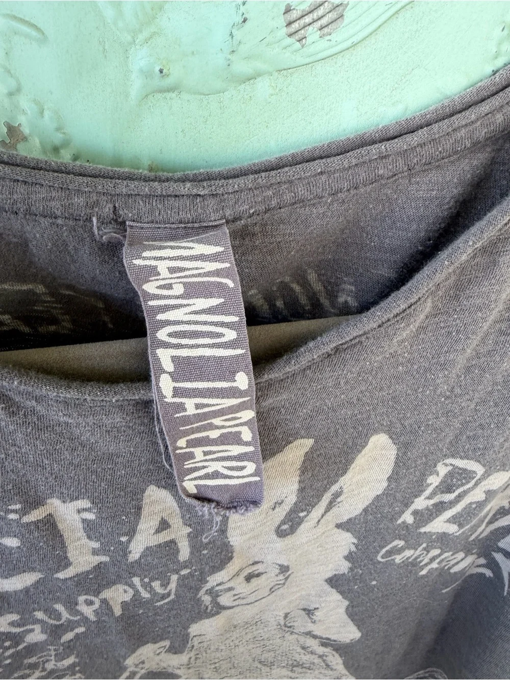 Lot of 2 Magnolia Pearl short sleeve tee shirts pink and gray. O/S will trade - Picture 7 of 11
